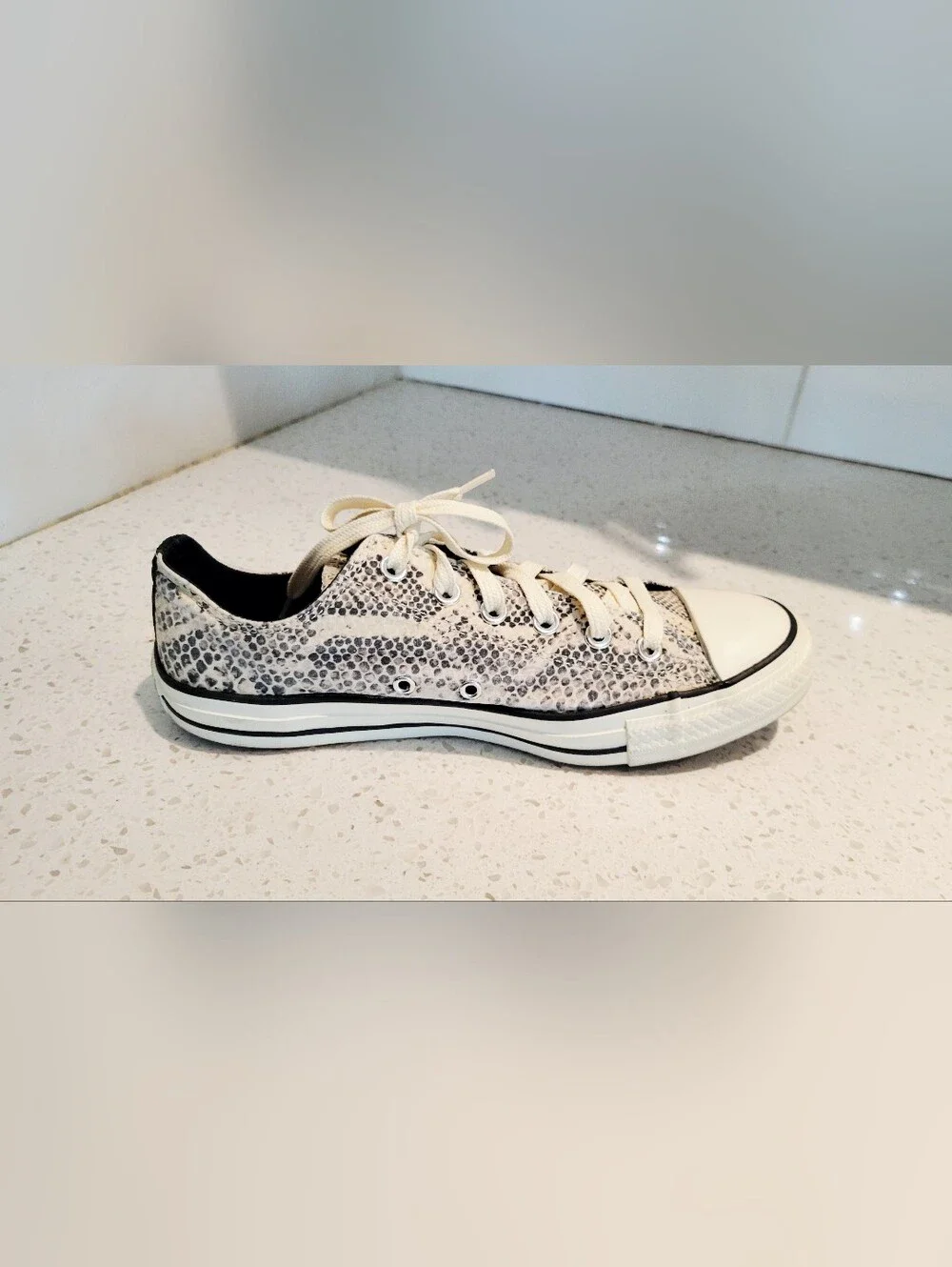 Converse All Star Unisex Snake Print Canvas Sneakers - Cream/Black | W-10 M-8 - Picture 7 of 9